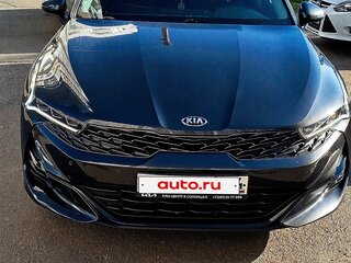 2021 Kia K5 III, серый, 2480000 рублей, вид 1
