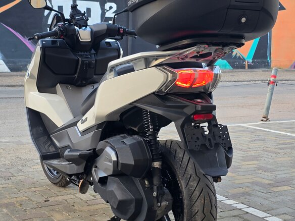 2020 BMW C 400 GT, белый, 655000 рублей - вид 27