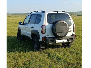 2024 Lada (ВАЗ) Niva Travel I, белый, 1100000 рублей, вид 2
