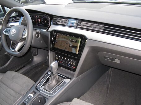 2023 Volkswagen Passat B8 Рестайлинг, серый, 2890000 рублей, вид 3