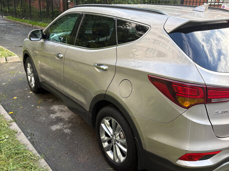 2017 Hyundai Santa Fe III Рестайлинг, серый, 1920000 рублей, вид 4