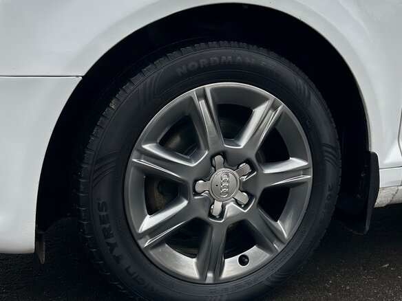 2009 Audi A3 II (8P) Рестайлинг 2, белый, 850000 рублей - вид 9