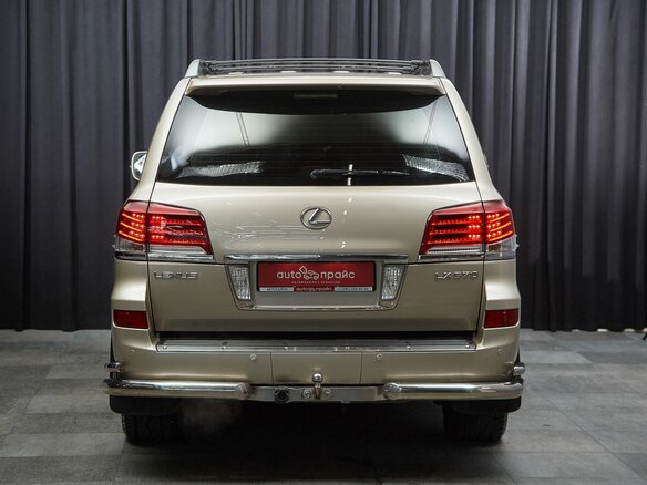 2012 Lexus LX 570 III Рестайлинг, бежевый, 4097000 рублей - вид 4