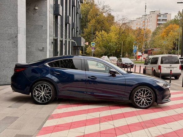 2019 Mazda 6 III (GJ) Рестайлинг 2, синий - вид 4