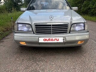 1996 Mercedes-Benz C-Класс 200 I (W202), серебристый, 330000 рублей, вид 2