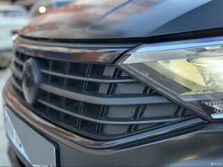 2021 Volkswagen Polo VI, чёрный, 1550000 рублей, вид 2