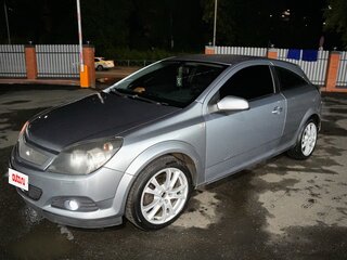 2007 Opel Astra GTC H Рестайлинг, серебристый, 400000 рублей, вид 1