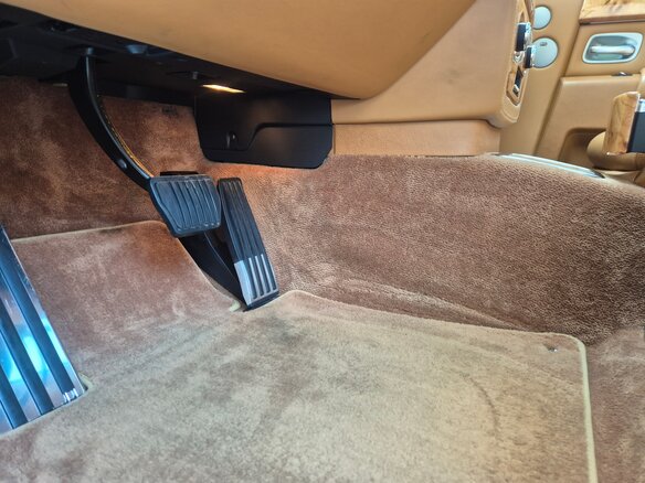 2005 Rolls-Royce Phantom Long VII, зелёный - вид 27