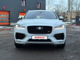 2016 Jaguar F-Pace I, белый, 2400000 рублей, вид 3
