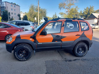2011 Chevrolet Niva I Рестайлинг, оранжевый, 430000 рублей, вид 5