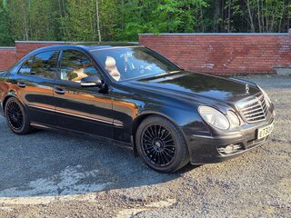 2006 Mercedes-Benz E-Класс 280 III (W211, S211) Рестайлинг, чёрный, 1090000 рублей, вид 3