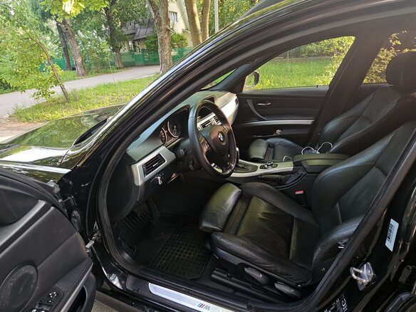 2009 BMW 3 серии 320d V (E90/E91/E92/E93) Рестайлинг, чёрный, 1399999 рублей - вид 7