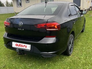 2020 Volkswagen Polo VI, чёрный, 1395600 рублей, вид 4