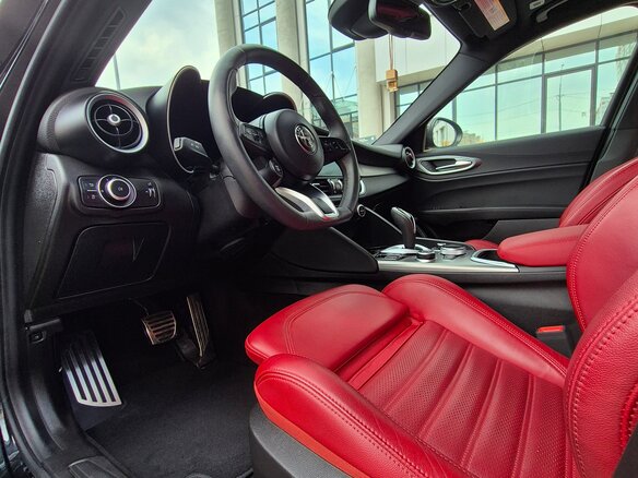 2023 Alfa Romeo Giulia II (952) Рестайлинг, чёрный, 4199000 рублей - вид 12