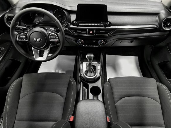 2021 Kia Cerato IV, синий, 1745000 рублей - вид 9