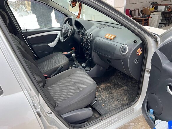 2014 Lada (ВАЗ) Largus I, серый, 850000 рублей - вид 8
