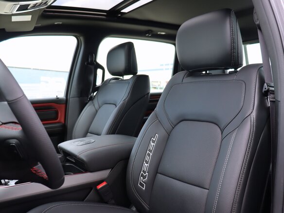 2026 Ram 1500 Quad Cab V Рестайлинг, серый, 10190000 рублей - вид 19