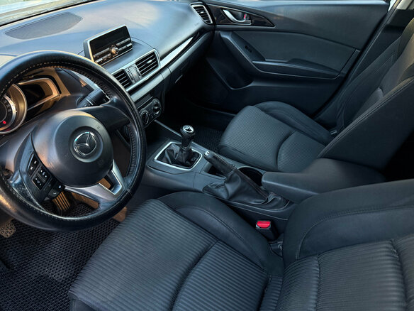 2015 Mazda 3 III (BM), белый, 1050000 рублей - вид 8