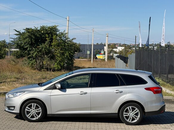2016 Ford Focus III Рестайлинг, серебристый, 997000 рублей - вид 12