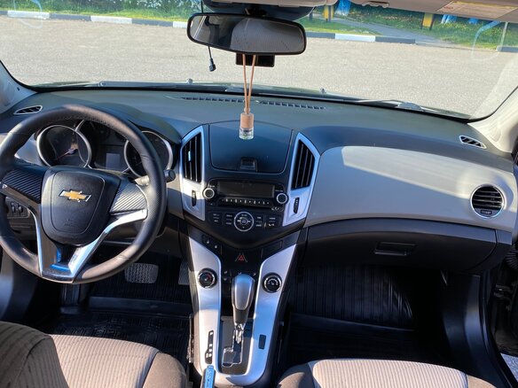 2013 Chevrolet Cruze I Рестайлинг, чёрный, 700000 рублей - вид 5