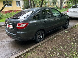 2018 Lada (ВАЗ) Granta I Рестайлинг, серебристый, 650000 рублей, вид 2