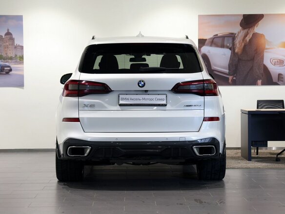 2020 BMW X5 40d IV (G05/G18), белый, 6970000 рублей - вид 5