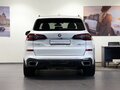 2020 BMW X5 40d IV (G05/G18), белый, 6970000 рублей - вид 5