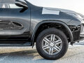 2025 Toyota Fortuner II Рестайлинг, чёрный, 5130000 рублей - вид 4