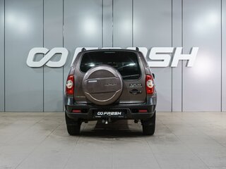 2016 Chevrolet Niva I Рестайлинг, коричневый, 599000 рублей, вид 4