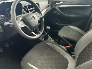 2026 Lada (ВАЗ) Vesta I Рестайлинг (NG), белый, 1581000 рублей, вид 3
