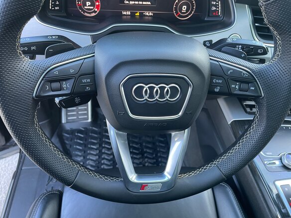 2017 Audi Q7 II (4M), чёрный, 4250000 рублей - вид 10