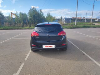 2014 Kia Ceed II, чёрный, 860000 рублей, вид 3