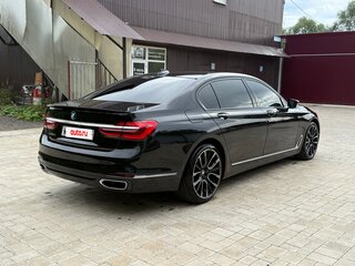 2017 BMW 7 серии Long 730Ld xDrive VI (G11/G12), чёрный, 2770000 рублей, вид 5