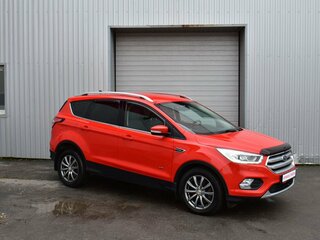 2018 Ford Kuga II Рестайлинг, красный, 1399000 рублей, вид 2