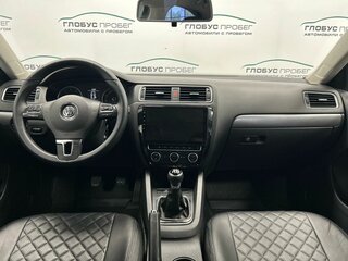 2014 Volkswagen Jetta VI, чёрный, 859000 рублей, вид 4