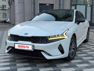 2021 Kia K5 III, белый, 2850000 рублей, вид 2