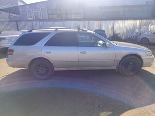 1998 Toyota Mark II Qualis VIII (X100), серебристый, 520000 рублей, вид 2