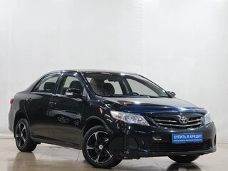 2011 Toyota Corolla X (E140, E150) Рестайлинг, чёрный, 949000 рублей, вид 1