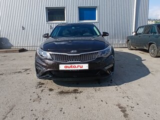 2018 Kia Optima IV Рестайлинг, коричневый, 1800000 рублей, вид 2