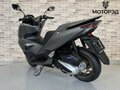 2025 Honda PCX 160, серый, 420000 рублей - вид 7