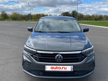2020 Volkswagen Polo VI, серый, 1590000 рублей, вид 2