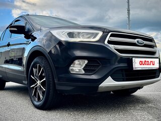 2017 Ford Kuga II Рестайлинг, чёрный, 1599000 рублей, вид 5