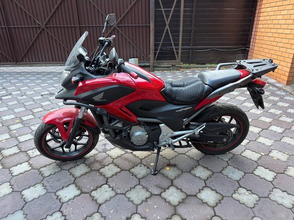 2013 Honda NC 700X, красный, 550000 рублей - вид 3