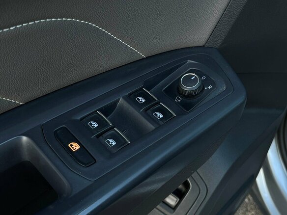 2021 Volkswagen Teramont I Рестайлинг, серый, 3812200 рублей - вид 25
