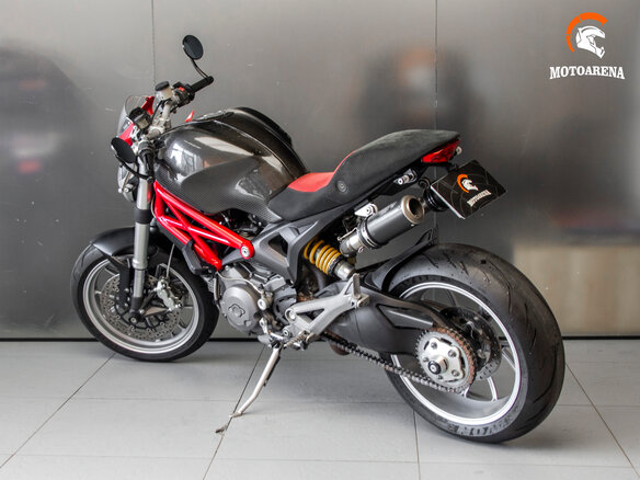 2010 Ducati Monster 1100, пурпурный, 605752 рублей - вид 4