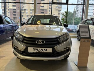 2026 Lada (ВАЗ) Granta Cross I Рестайлинг, серебристый, 1211000 рублей, вид 2