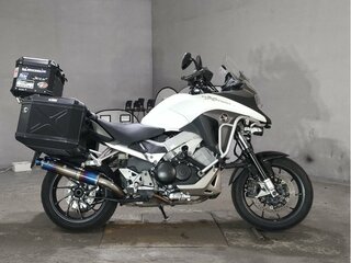 2015 Honda VFR 800X (Crossrunner), белый, 655000 рублей, вид 2