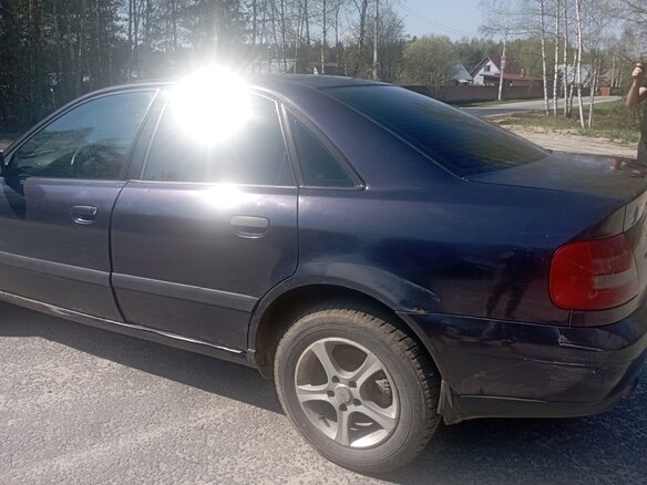 1999 Audi A4 I (B5) Рестайлинг, синий, 500000 рублей - вид 30