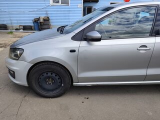 2019 Volkswagen Polo V Рестайлинг, серебристый, 640000 рублей, вид 5