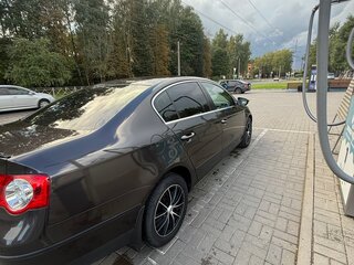2010 Volkswagen Passat B6, коричневый, 750000 рублей, вид 4